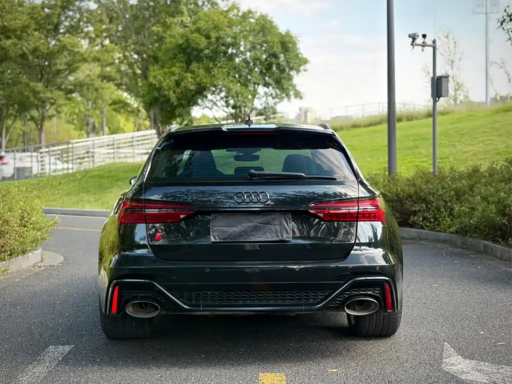 Audi RS 6 — фото 6