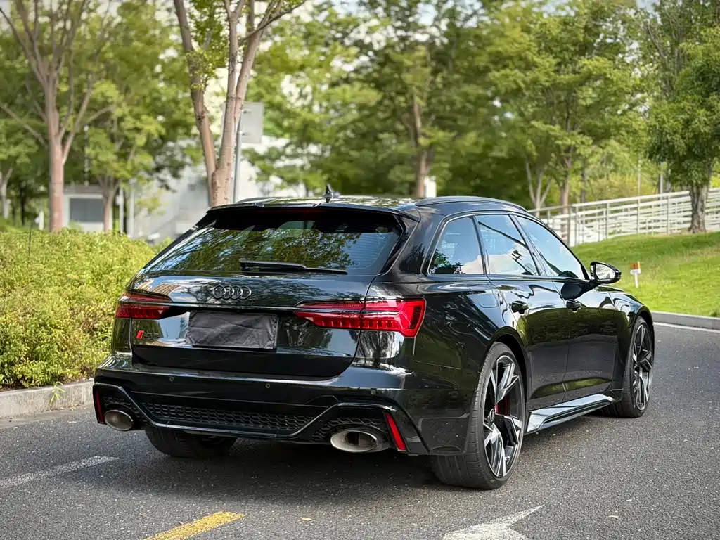 Audi RS 6 — фото 7
