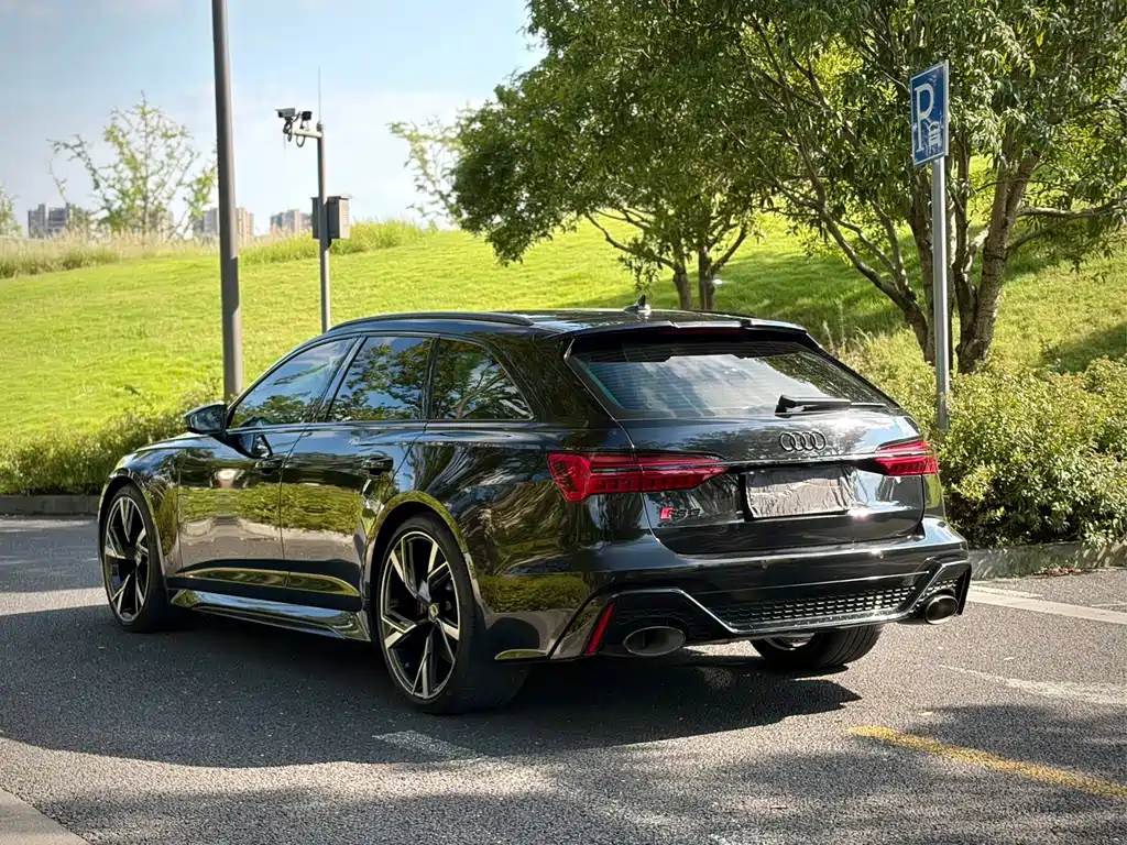 Audi RS 6 — фото 8