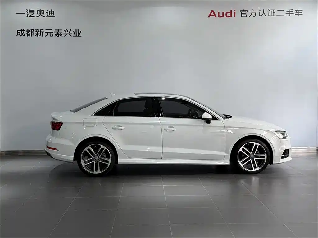Audi A3 — фото 3