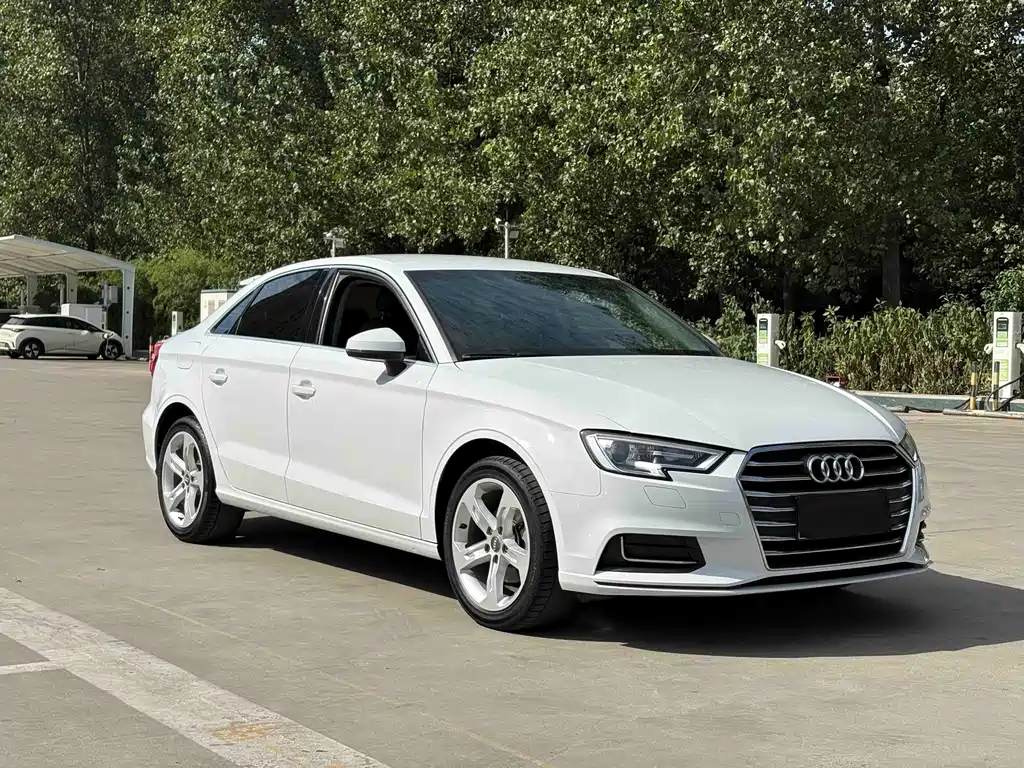 Audi A3 — фото 3