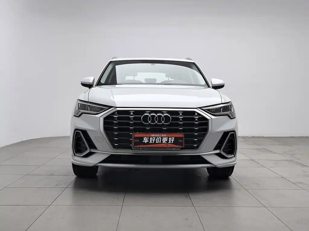 Audi Q3 — фото 3