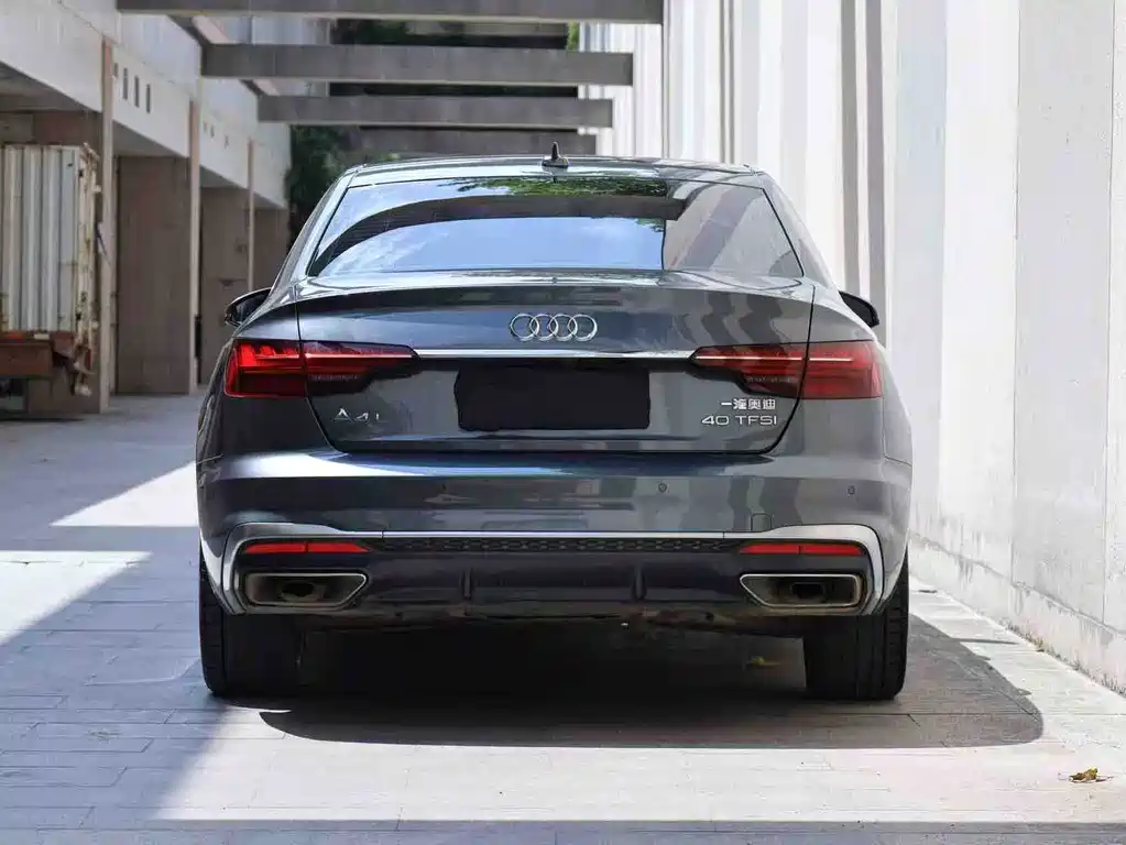 Audi A4L — фото 3
