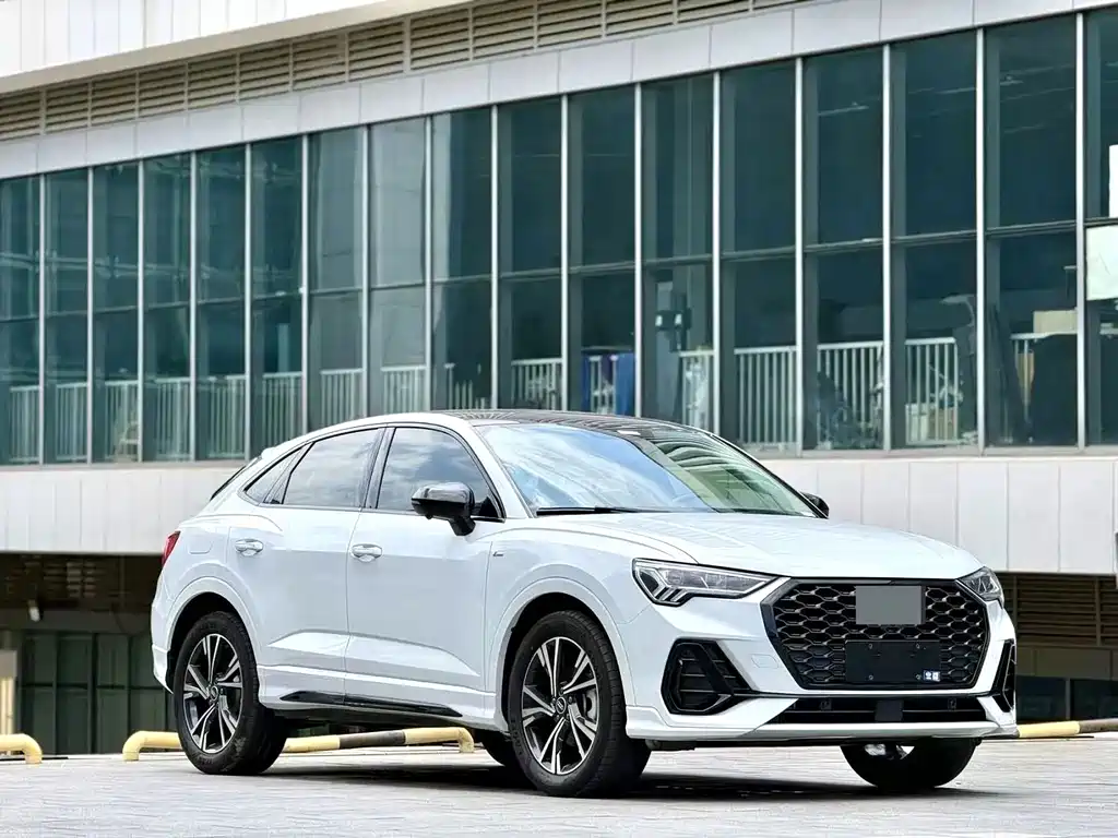 Audi Q3 Sportback — фото 3