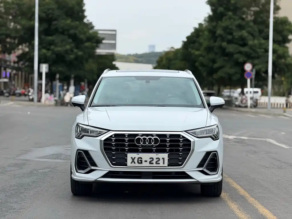 Audi Q3 — фото 2