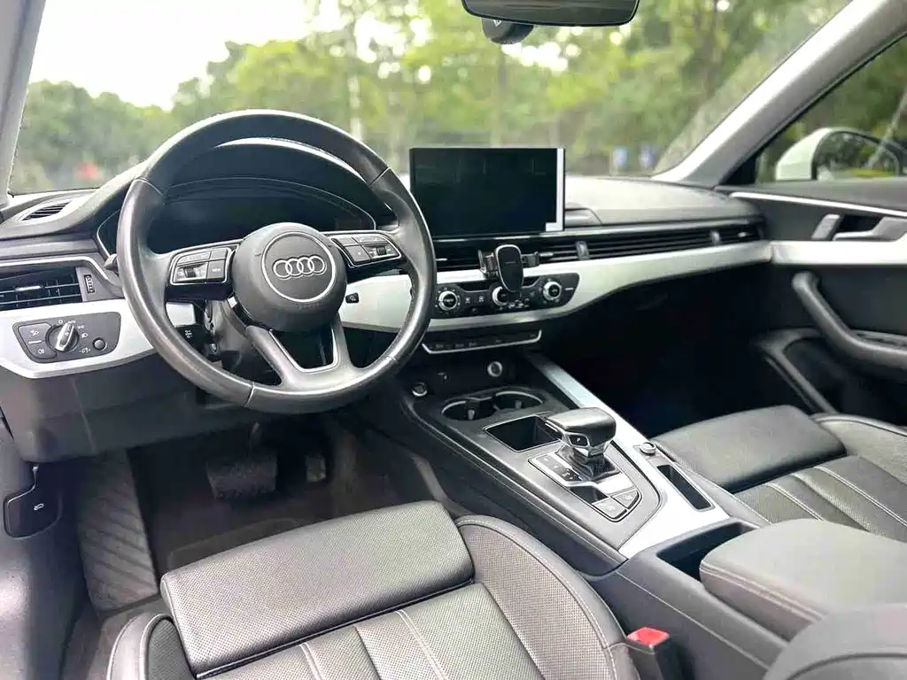 Audi A4L — фото 9