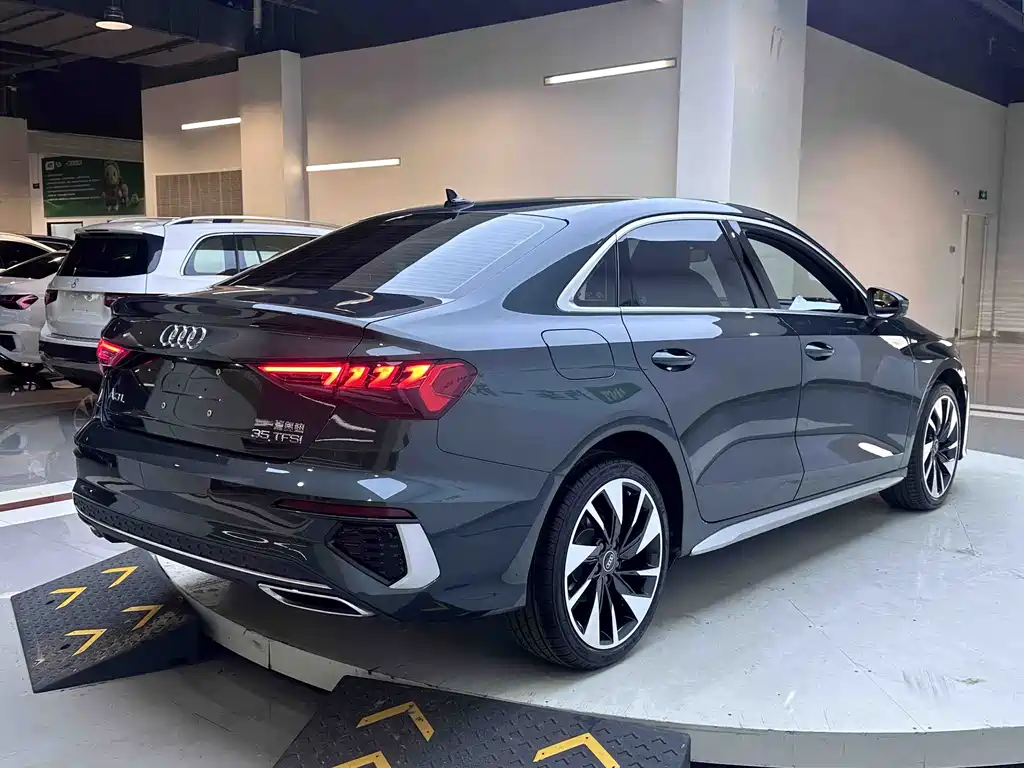 Audi A3 — фото 5