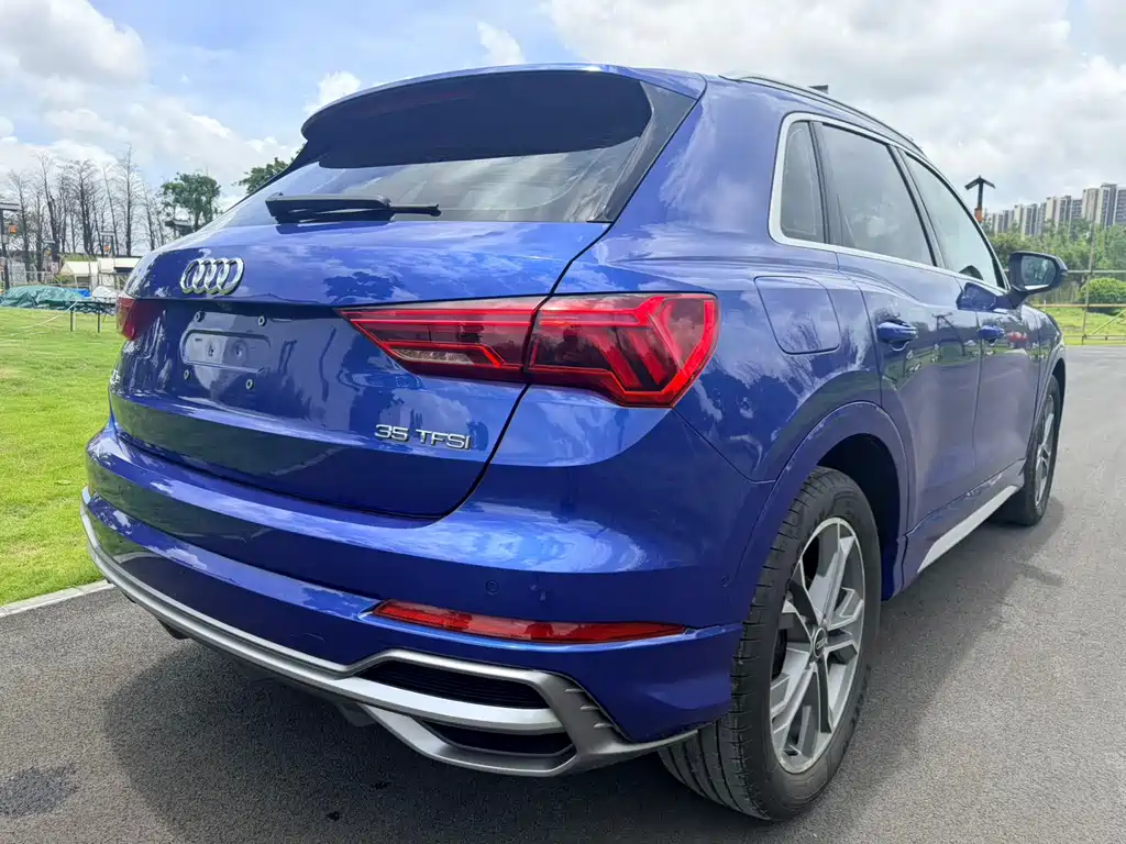 Audi Q3 — фото 5