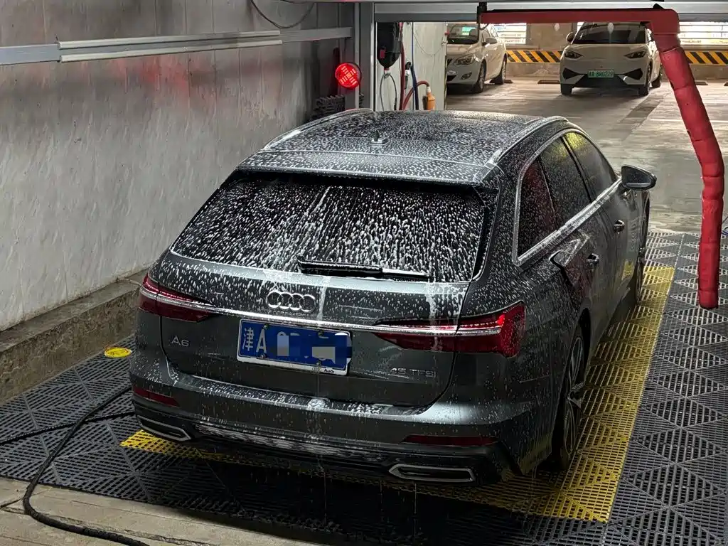 Audi A6 (Import) — фото 2