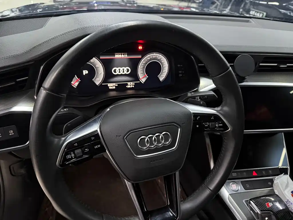 Audi A6L — фото 5