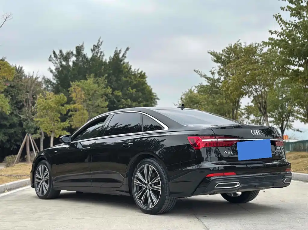 Audi A6L — фото 5