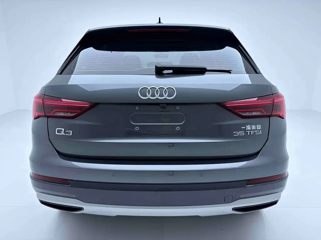 Audi Q3 — фото 5