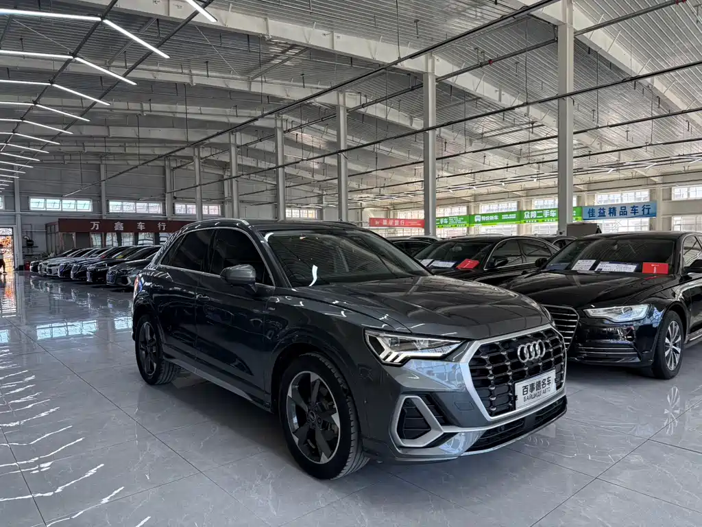 Audi Q3 — фото 3