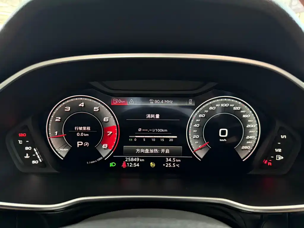 Audi Q3 — фото 10