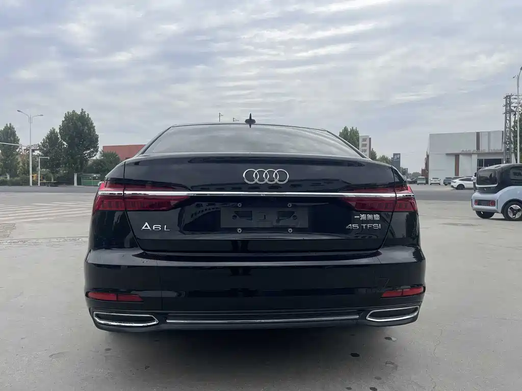 Audi A6L — фото 5