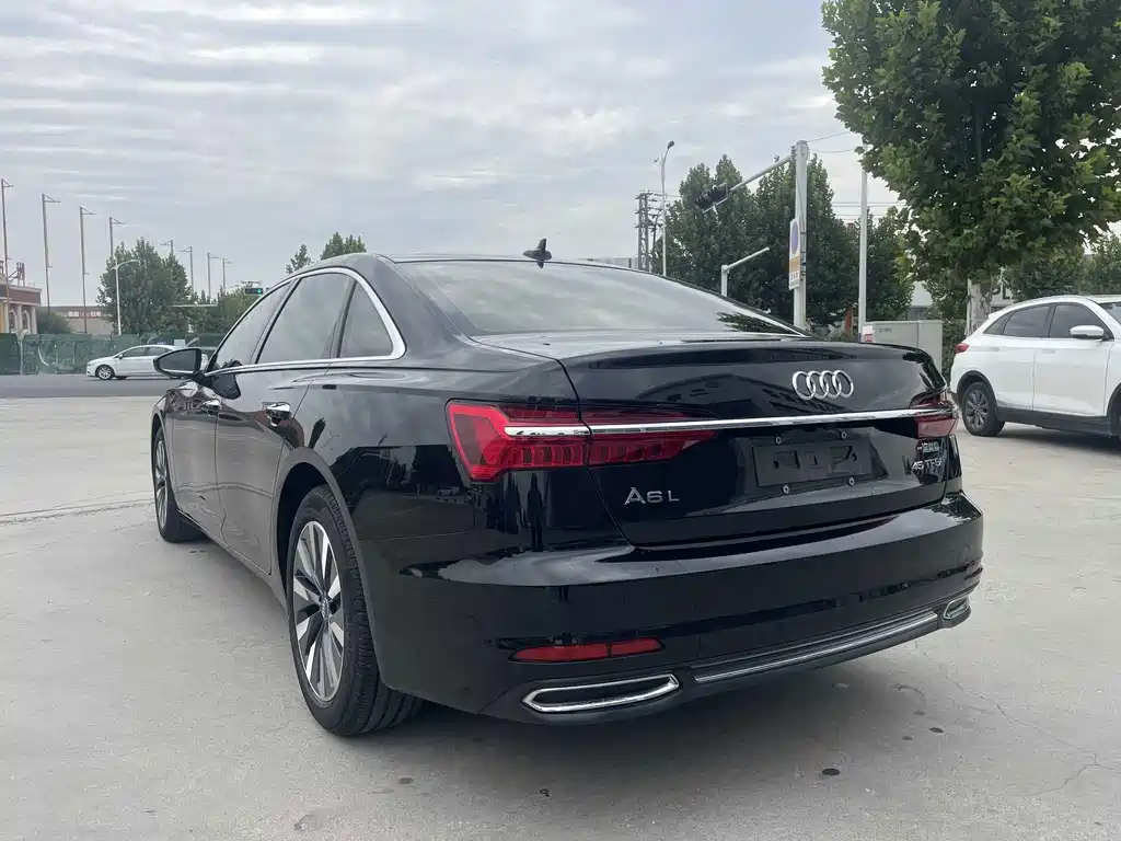 Audi A6L — фото 6