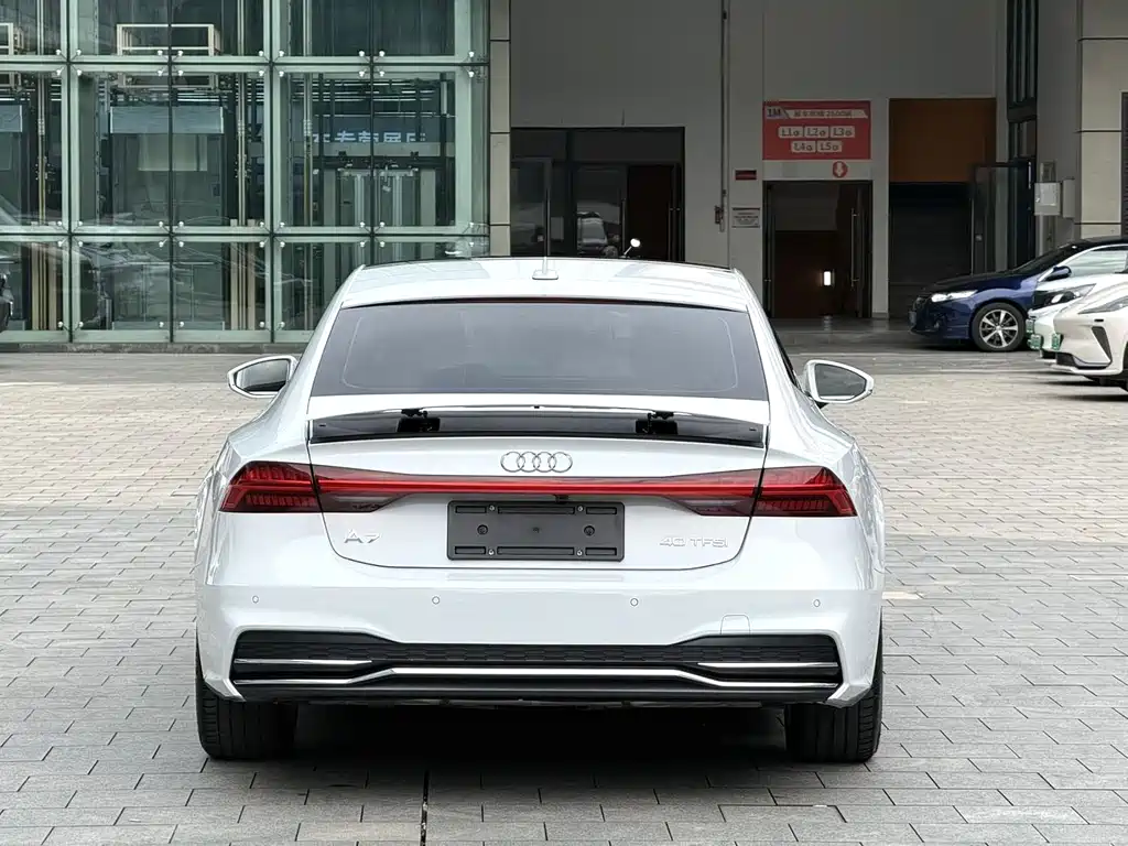 Audi A7 — фото 8