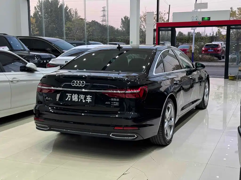 Audi A6L — фото 4
