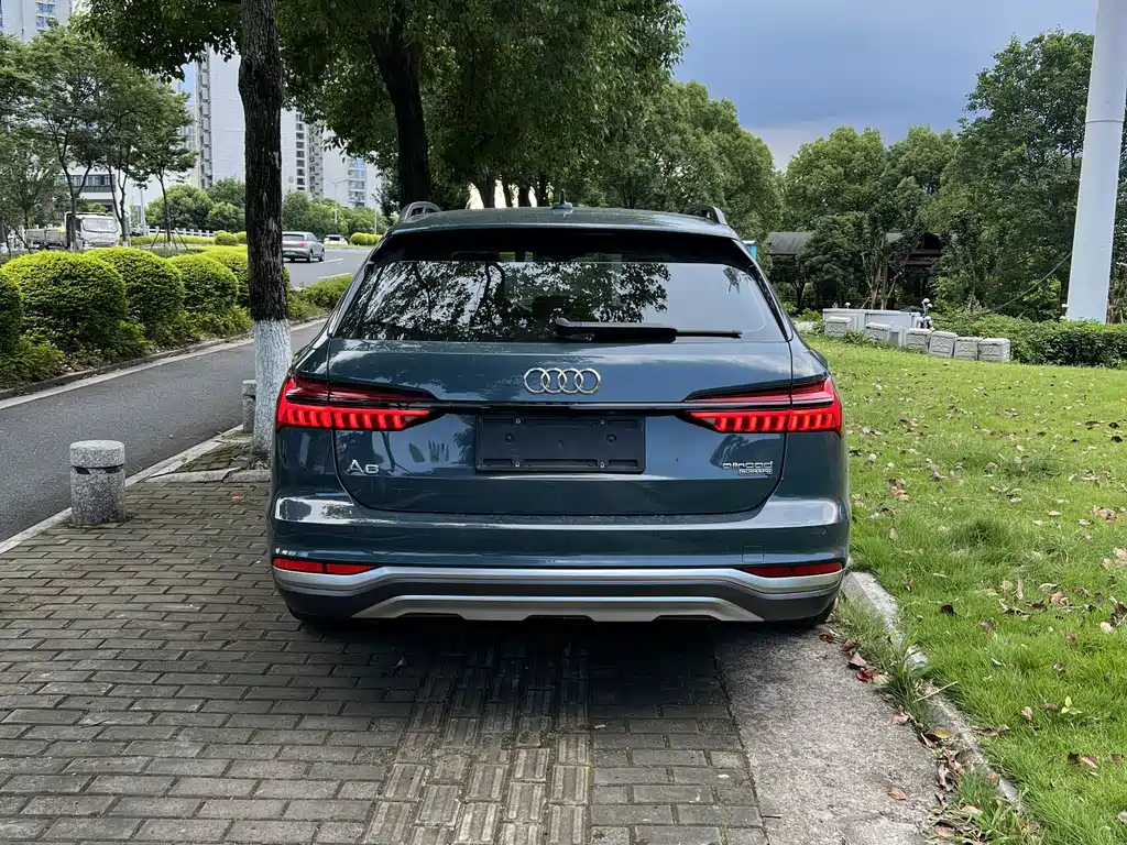 Audi A6 (Import) — фото 8