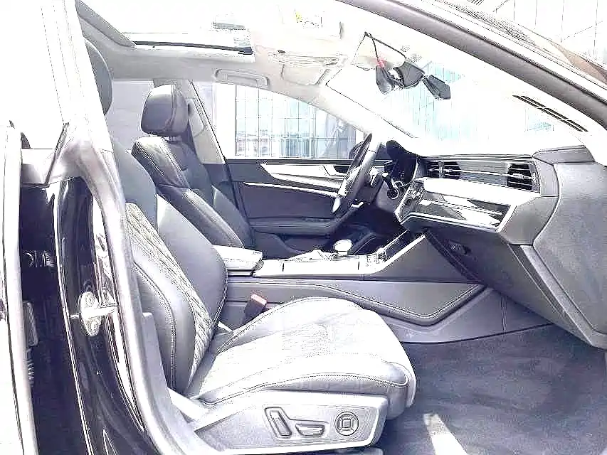 Audi A7L — фото 3