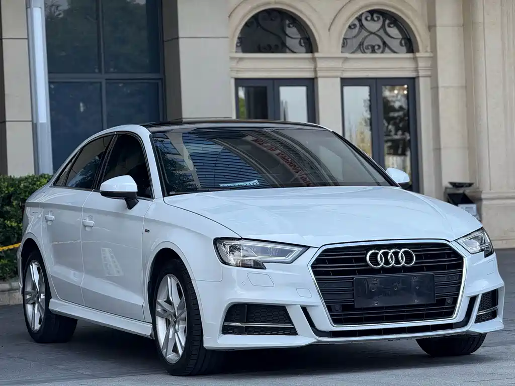 Audi A3 — фото 3