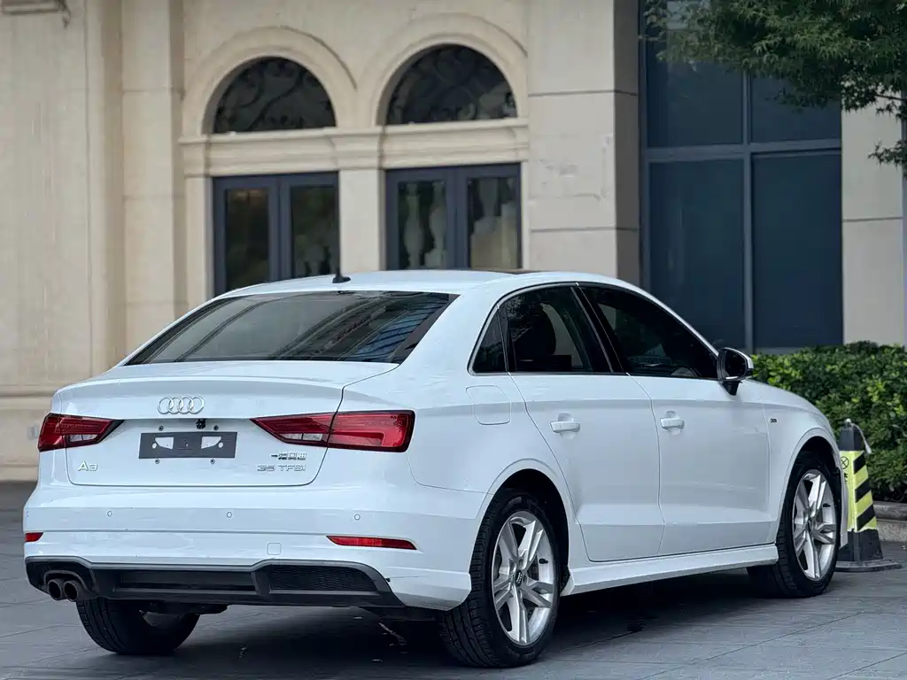 Audi A3 — фото 8