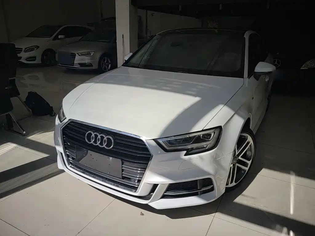 Audi A3 — фото 2