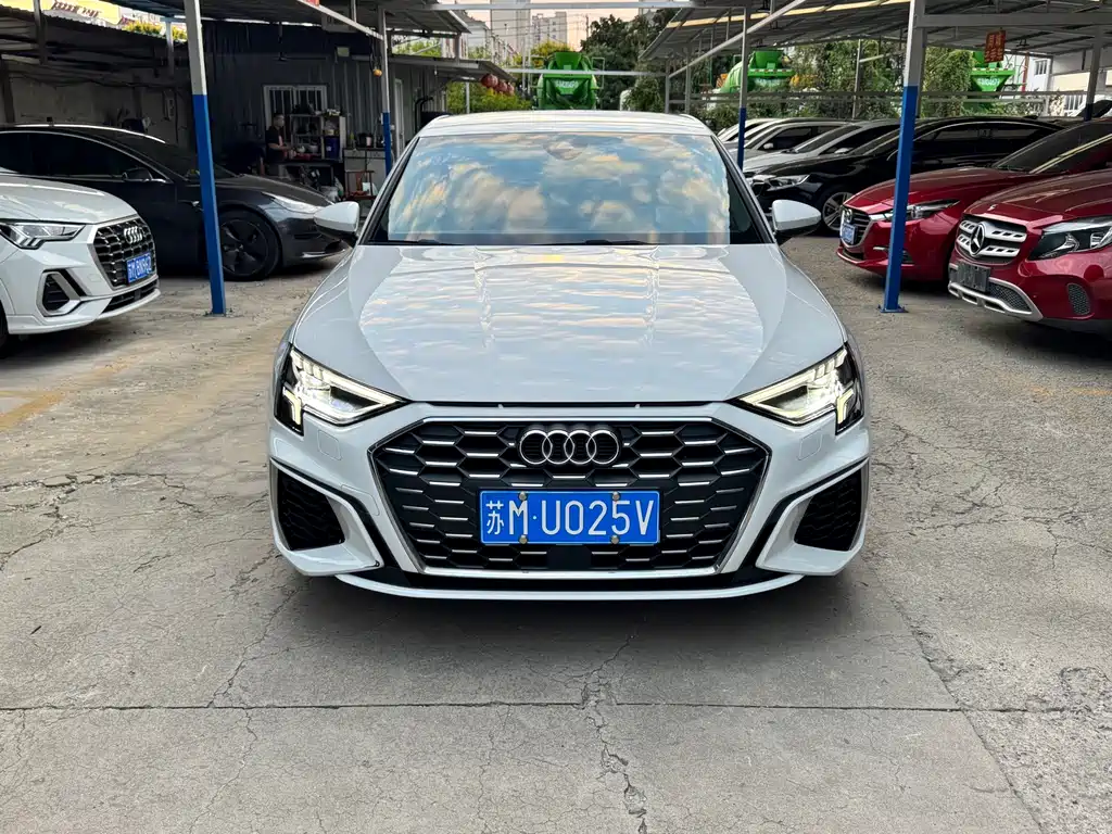 Audi A3 — фото 2