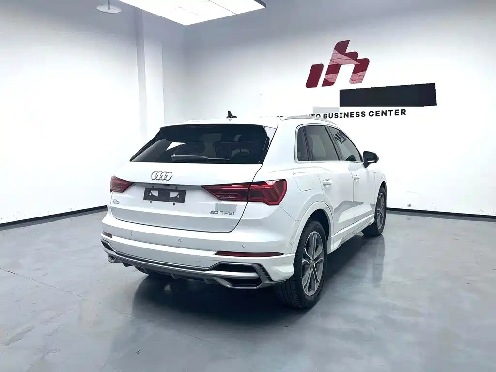 Audi Q3 — фото 4