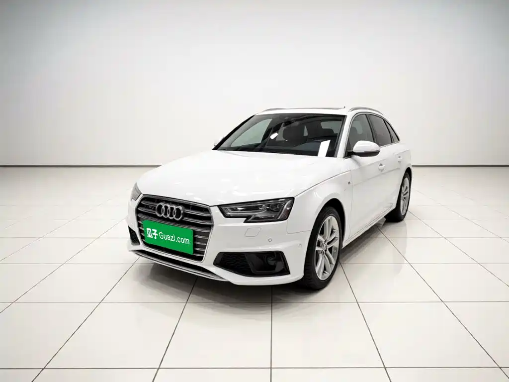 Audi A4L — фото 23