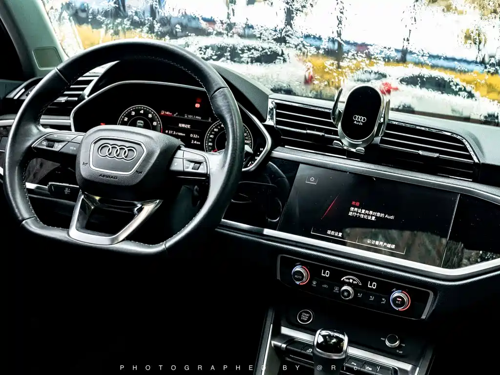 Audi Q3 — фото 4