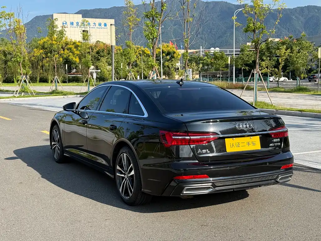 Audi A6L — фото 5