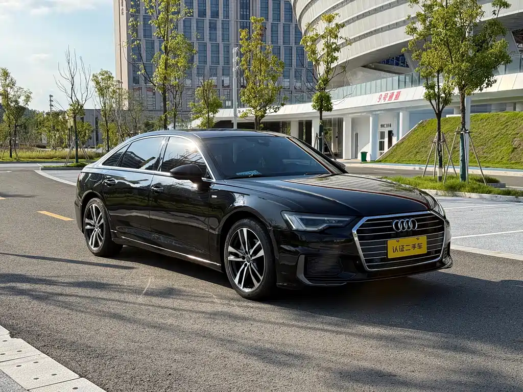 Audi A6L — фото 9