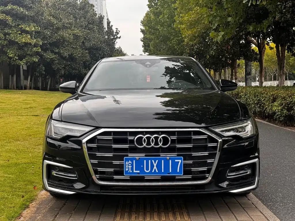 Audi A6L — фото 2