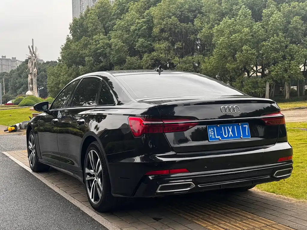 Audi A6L — фото 7