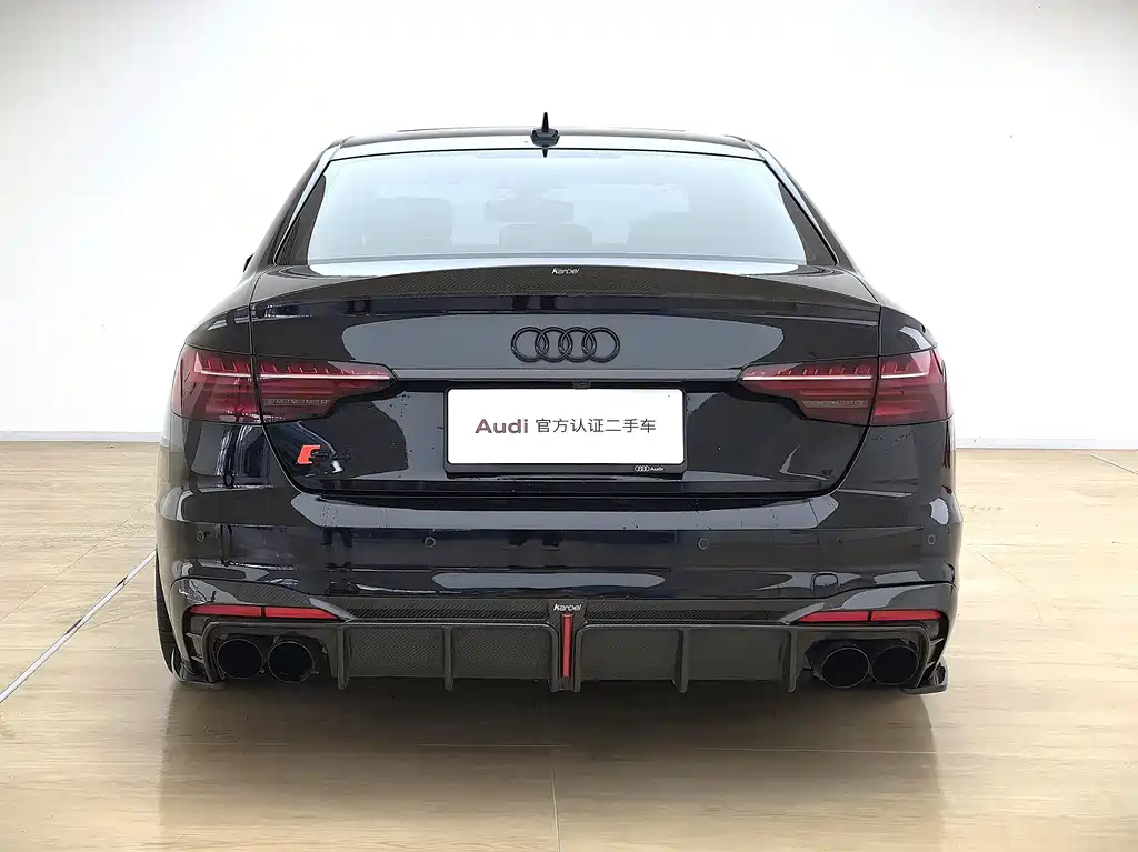 Audi A4L — фото 5