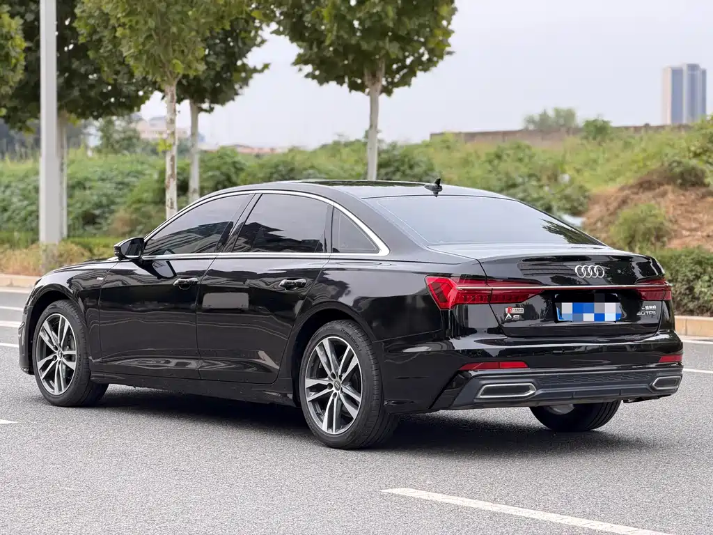 Audi A6L — фото 4
