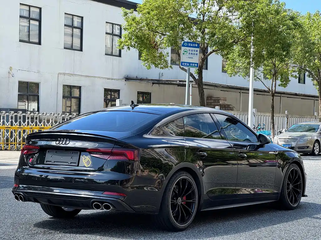 Audi S5 — фото 4