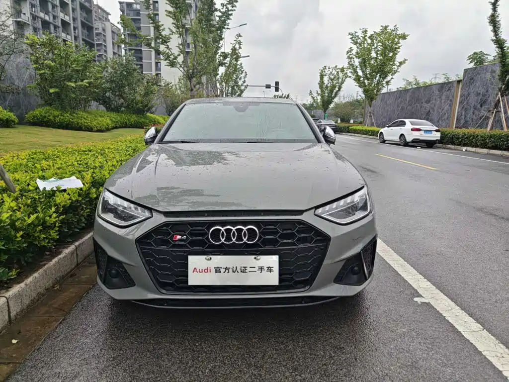 Audi S4 — фото 2