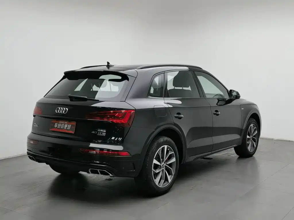 Audi Q5L — фото 2