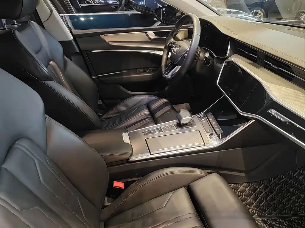 Audi A7 — фото 5