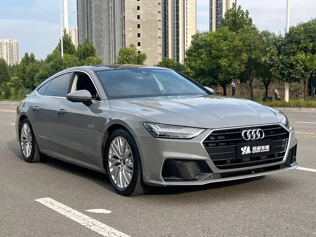 Audi A7 — фото 8