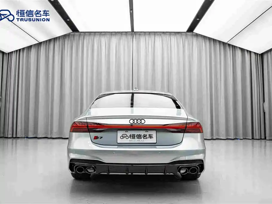 Audi A7 — фото 6