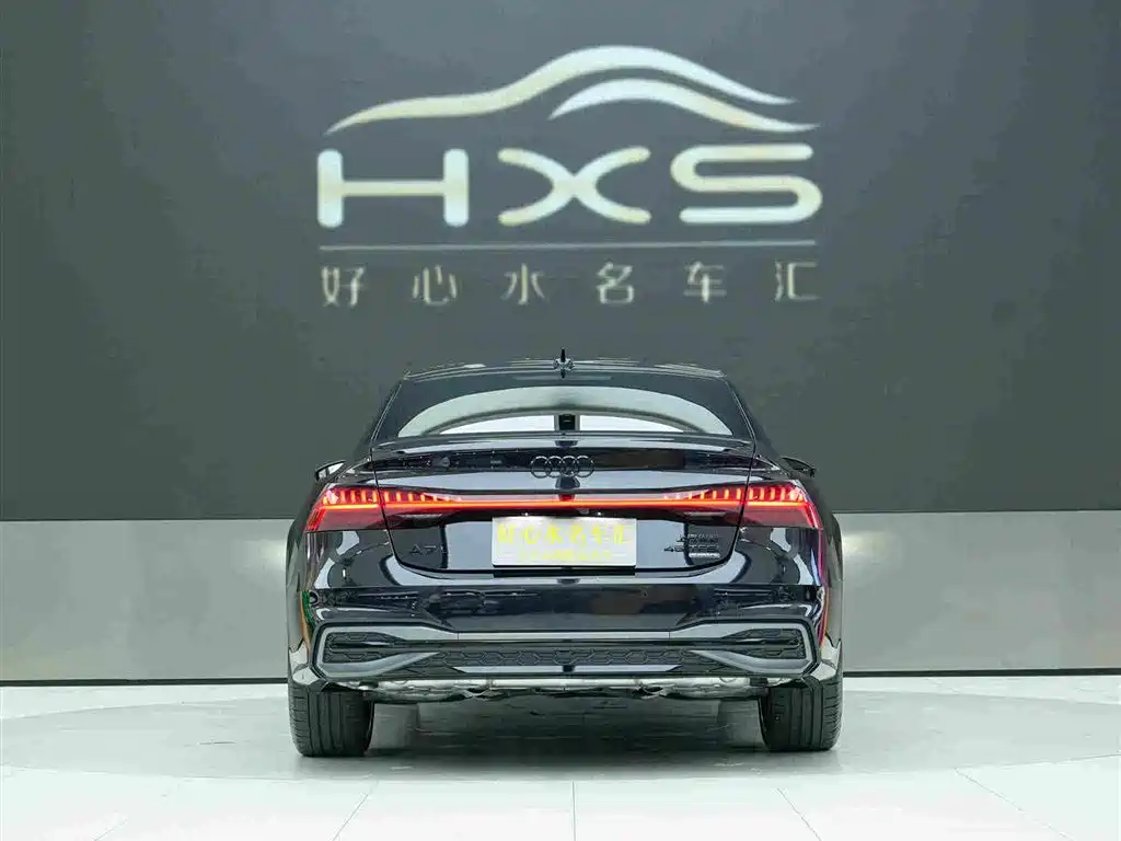 Audi A7L — фото 5
