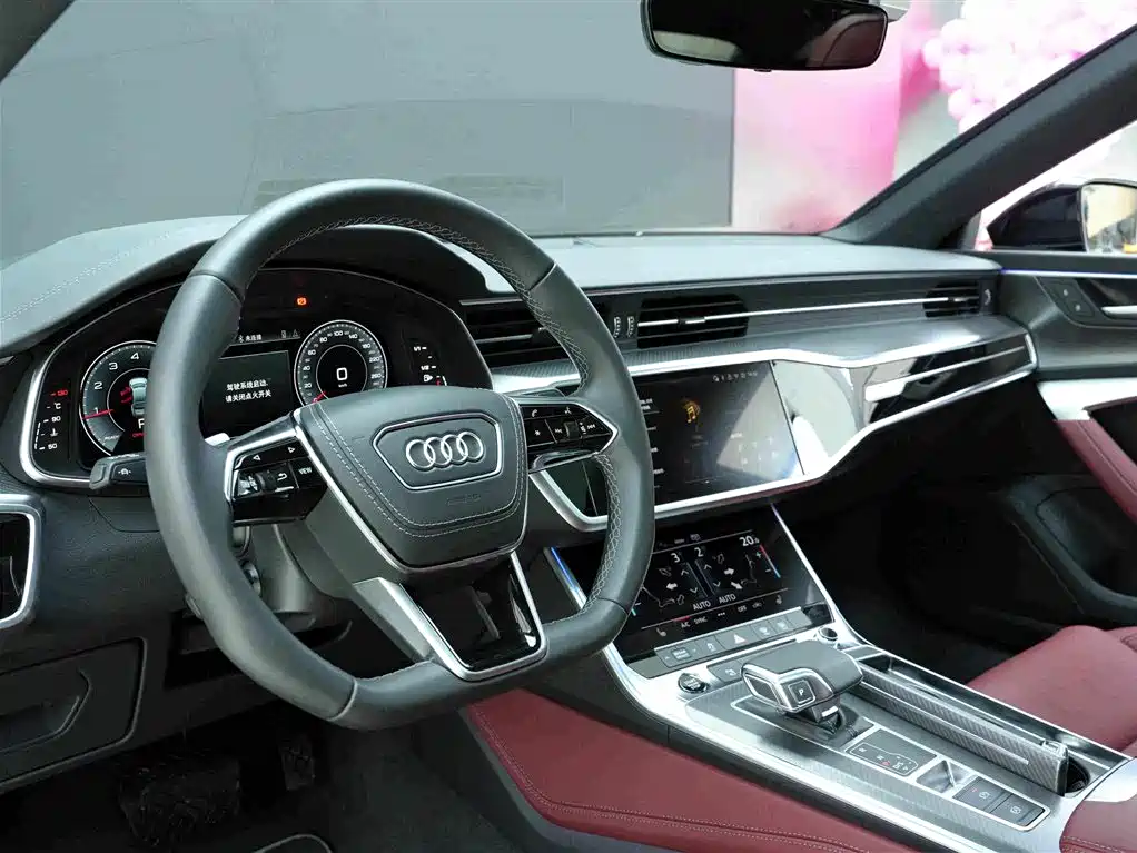 Audi A7L — фото 7