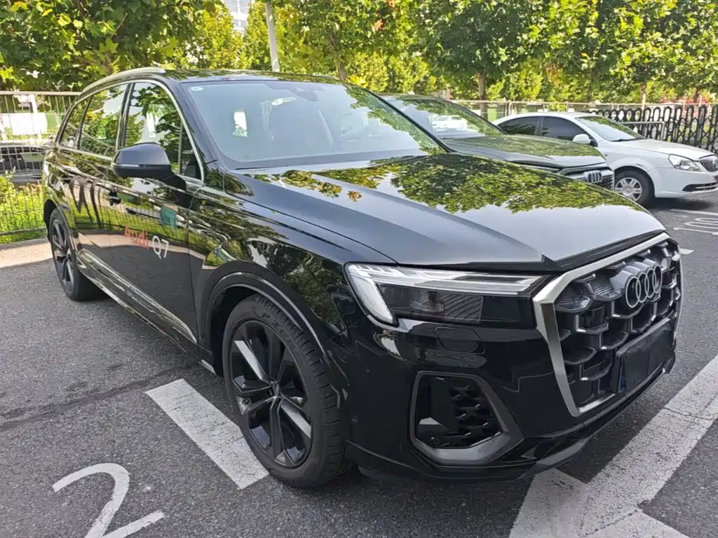 Audi Q7 — фото 4