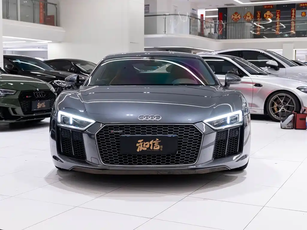 Audi R8 — фото 2