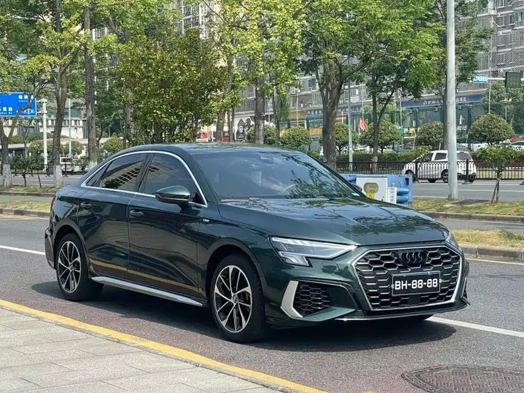Audi A3 — фото 3