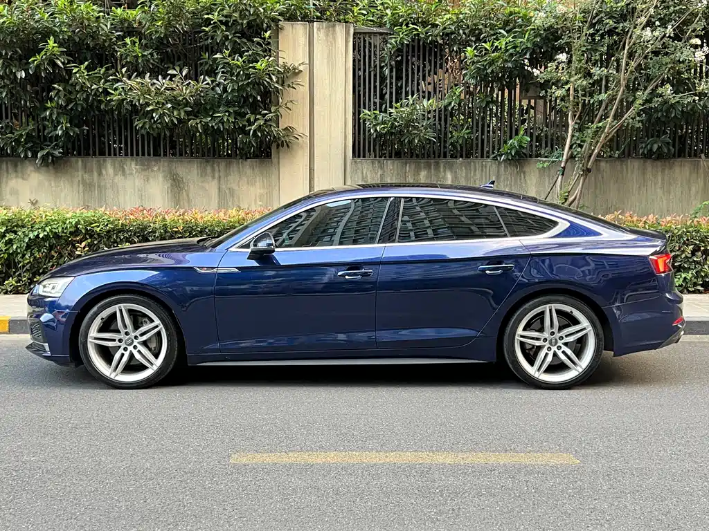 Audi A5 (Import) — фото 7