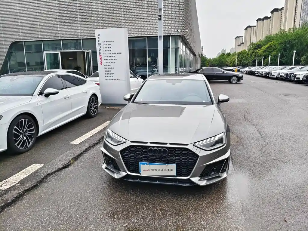 Audi A4L